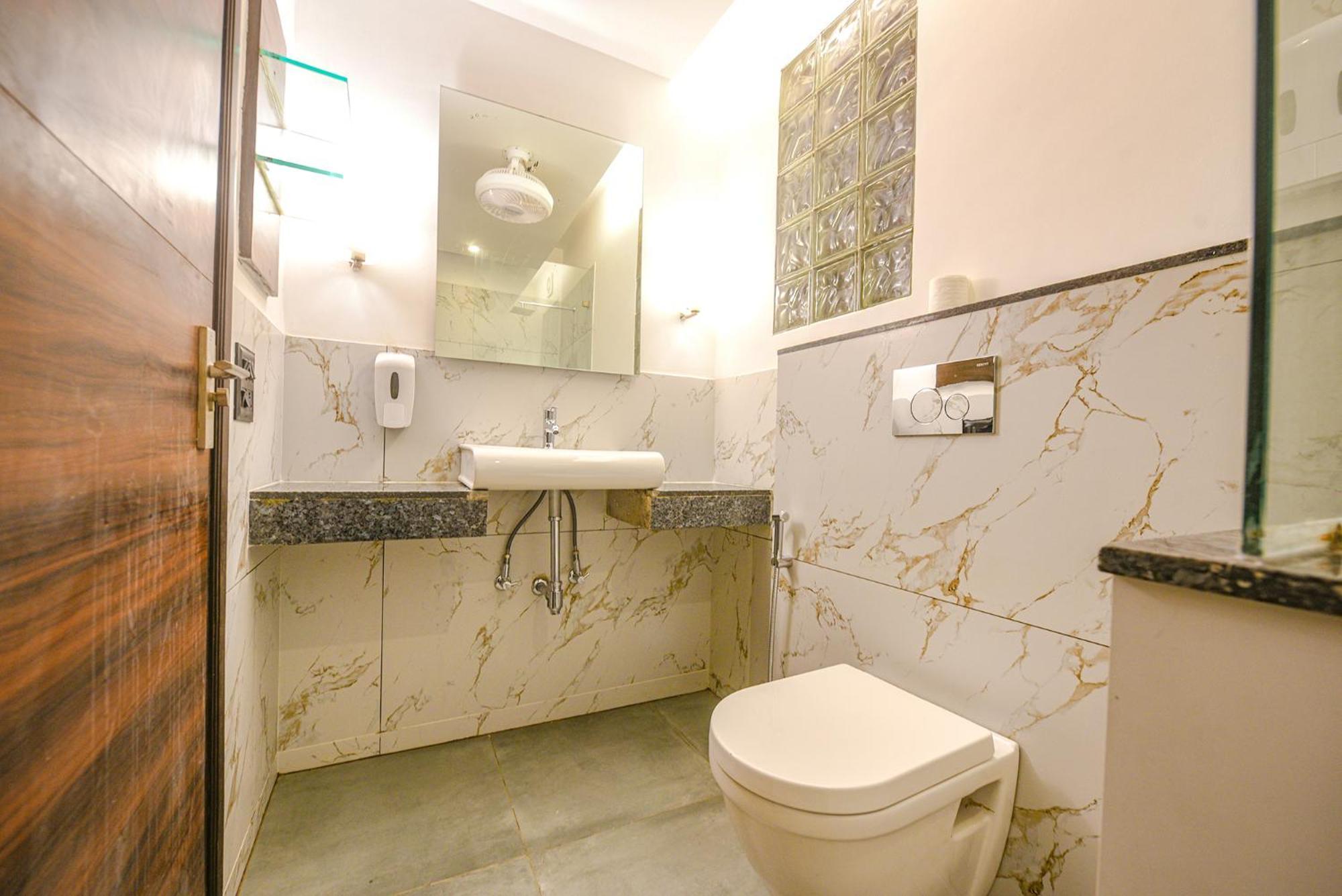 Fabhotel Aashraye New Delhi Exterior photo