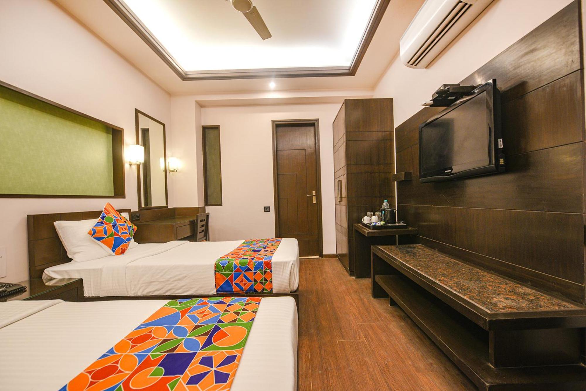 Fabhotel Aashraye New Delhi Exterior photo