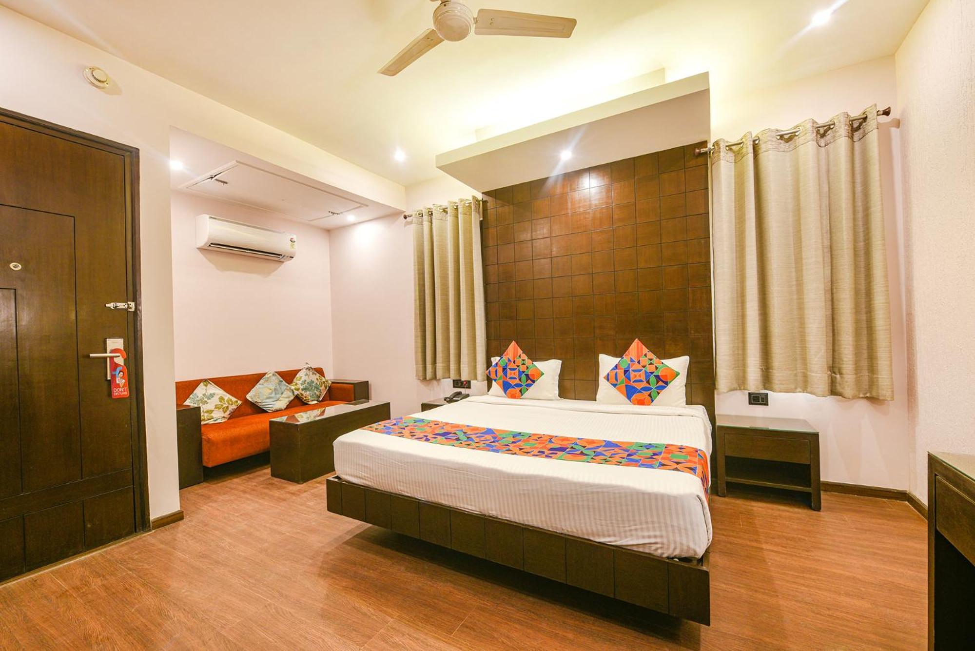 Fabhotel Aashraye New Delhi Exterior photo