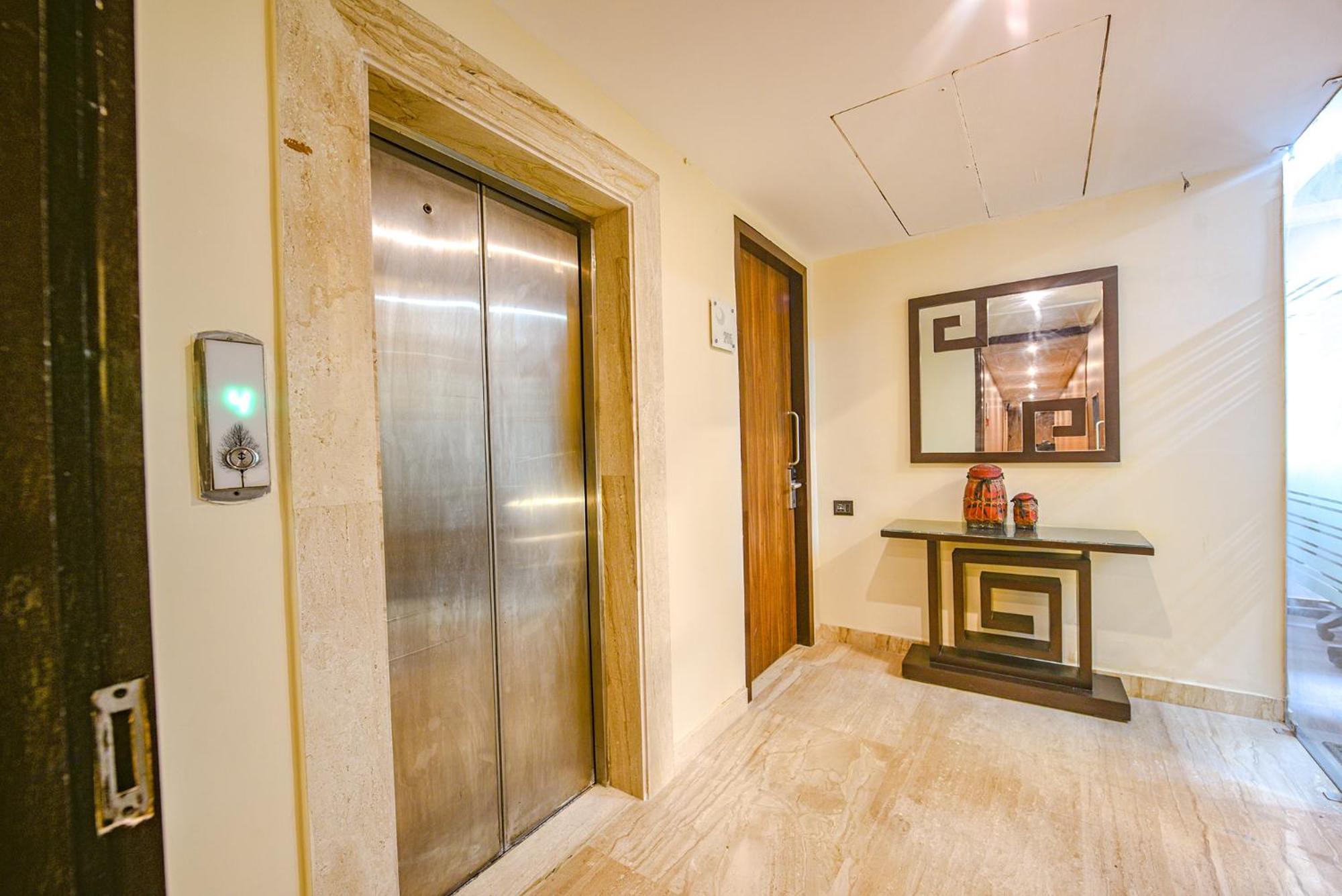 Fabhotel Aashraye New Delhi Exterior photo