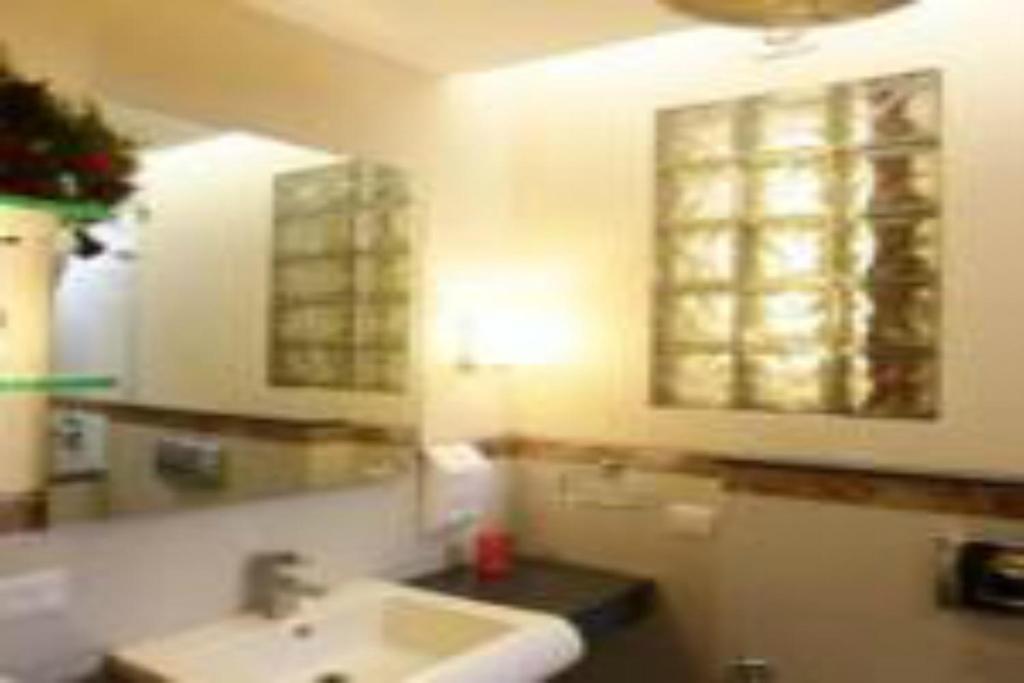 Fabhotel Aashraye New Delhi Exterior photo