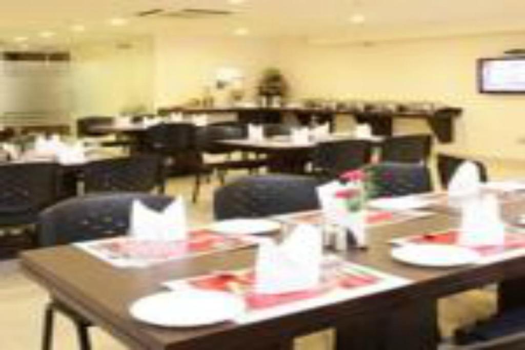 Fabhotel Aashraye New Delhi Exterior photo