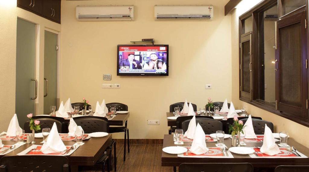 Fabhotel Aashraye New Delhi Exterior photo