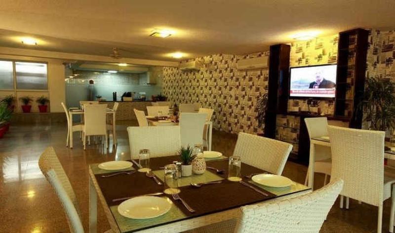 Fabhotel Aashraye New Delhi Exterior photo
